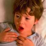 Лающий кашель у детей: причины, первая помощь