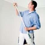 Водоэмульсионная краска для потолка: как ее нанести? Советы профессионала