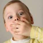 Причина запаха изо рта у ребенка и восстановление свежего дыхания