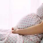 Болит пупок при беременности в третьем триместре: причины, диагностика, лечение, советы акушеров-гинекологов