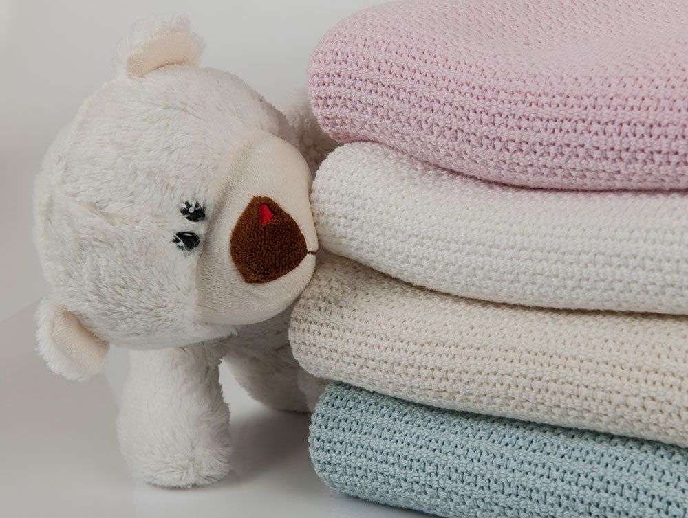 Выбираем гипоаллергенное одеяло для детей