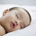 Когда ребенок начинает дышать ртом? Как дышит новорожденный ребенок