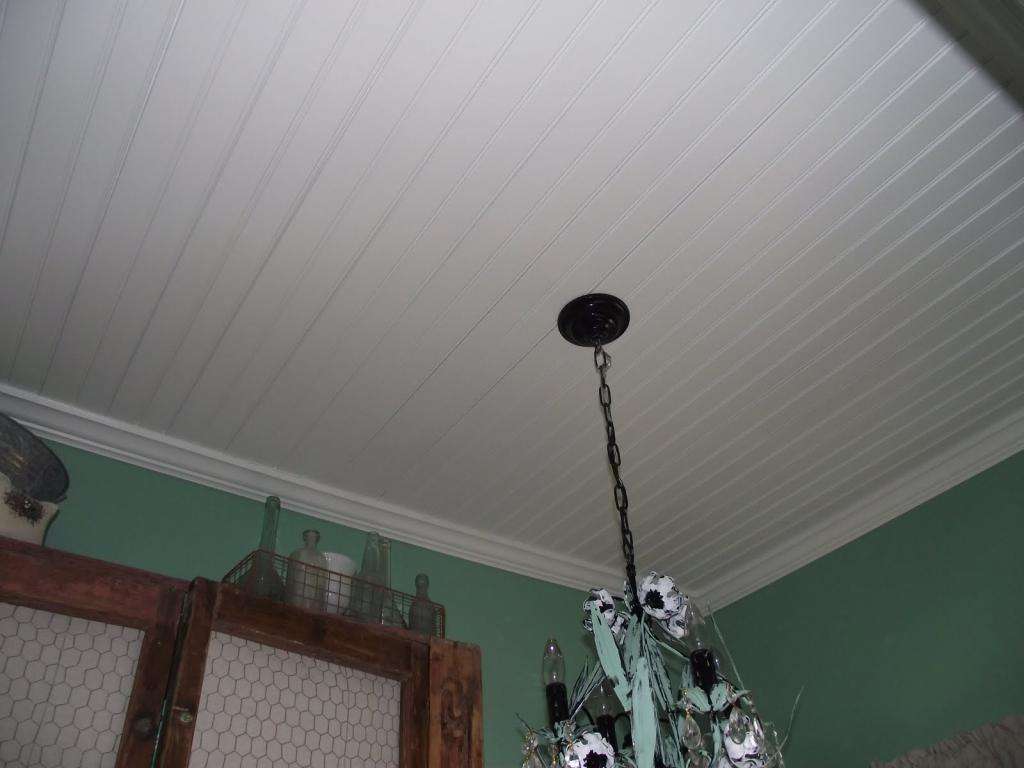подвесной потолок в ванную реечный
