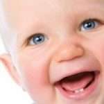 На что родителям следует обратить внимание, когда у ребенка выпадают молочные зубы