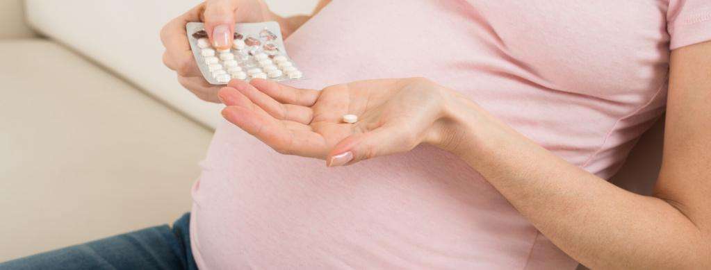 Сколько пить фолиевую кислоту при беременности