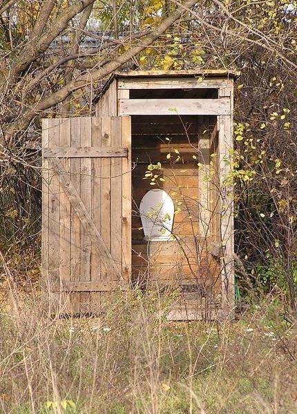 туалет для дачи деревянный