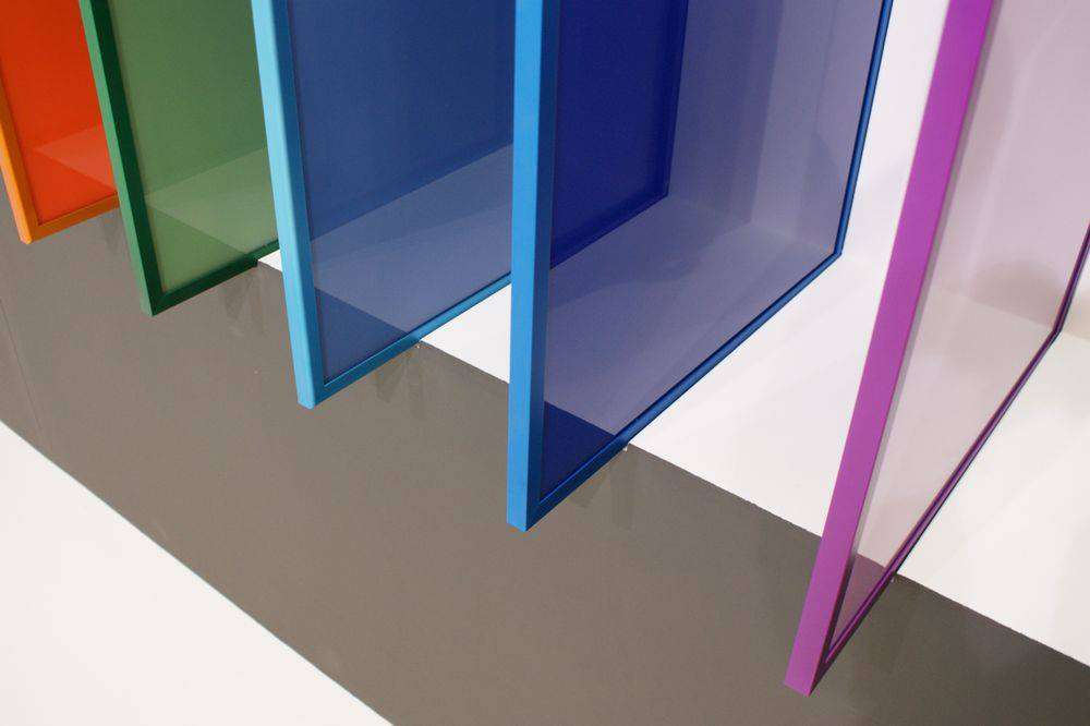цветное стекло для дверей шкафа