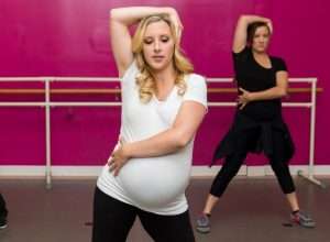 Можно ли танцевать беременным? Правила, польза и вред, советы специалистов