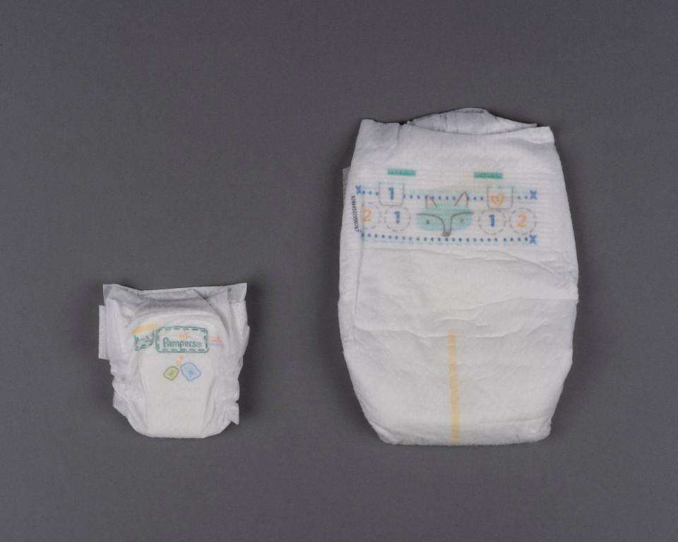 Самые маленькие подгузники для недоношенных детей