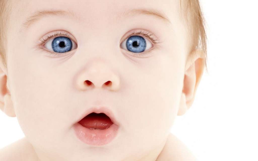 Как определить оттенок глаз у малыша