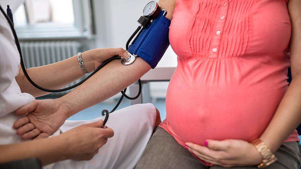 Делают ли уколы ботокса во время беременности?