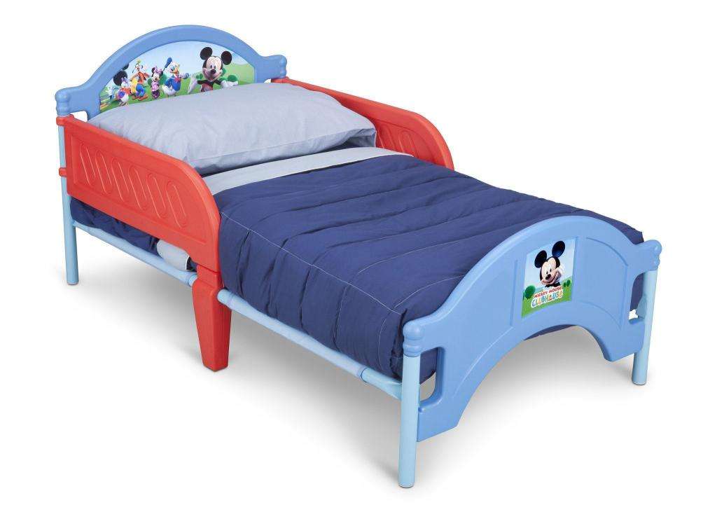 детская кровать с бортиками и ящиками