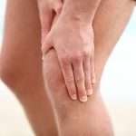 У вас болит колено? Как лечить и каковы причины? Помогут несколько советов