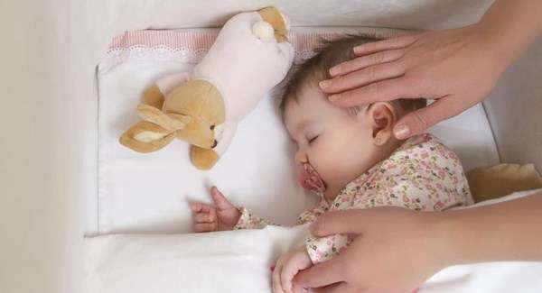 Как уложить ребенка спать в 1 год