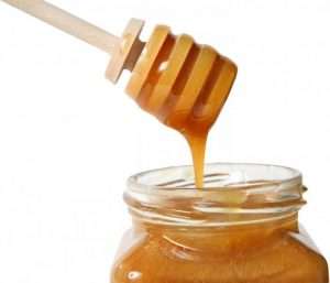 Можно ли мед кормящей маме? Узнаем!