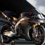 Yamaha R1 - технические характеристики и все самое лучшее, что может быть в спортивном мотоцикле